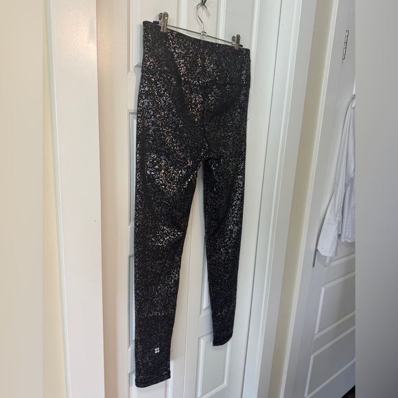 ✨Sweaty Betty ‘Goddess Mode’ Foil Leggings | Medium - Picture 7 of 8